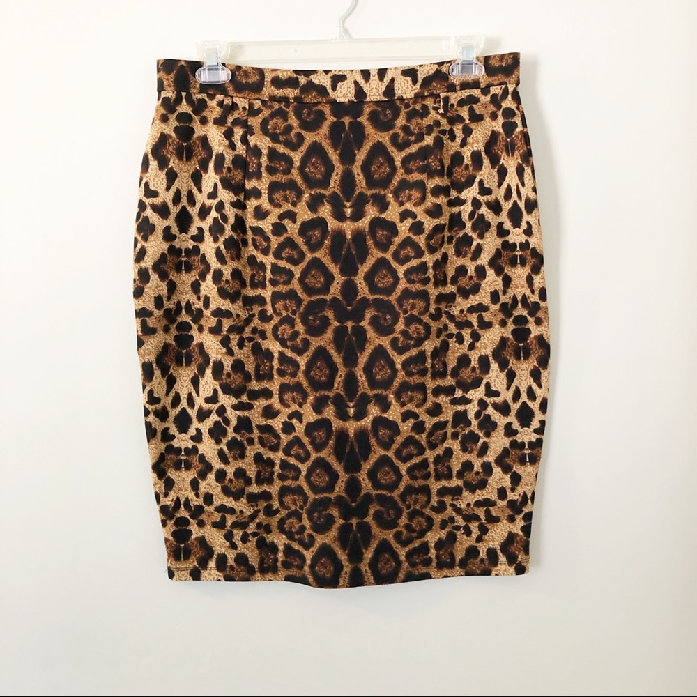 Dots Brand Leopard Skirt